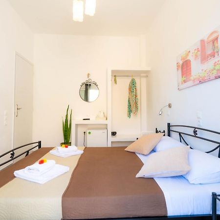 Join Us Low Cost Rooms Kamári Dış mekan fotoğraf
