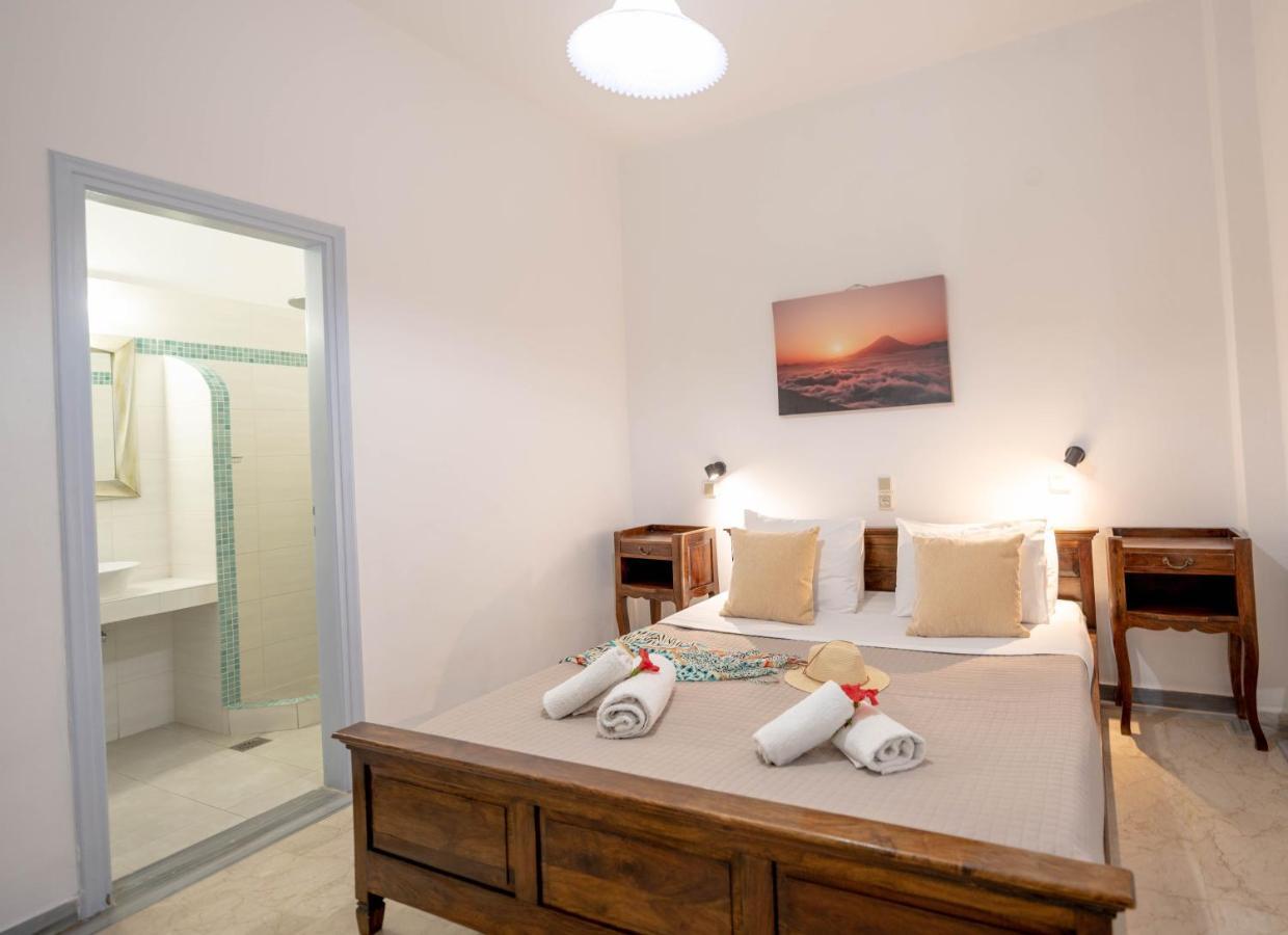 Join Us Low Cost Rooms Kamári Dış mekan fotoğraf