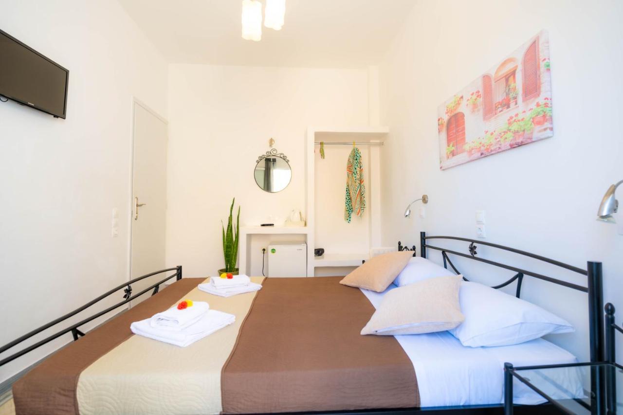 Join Us Low Cost Rooms Kamári Dış mekan fotoğraf
